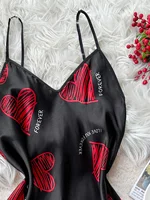 Robe de nuit en satin rouge à imprimé lèvres pour la Saint-Valentin, col en V, dos nu, mini-robe de nuit, vêtements de nuit pour femmes 5