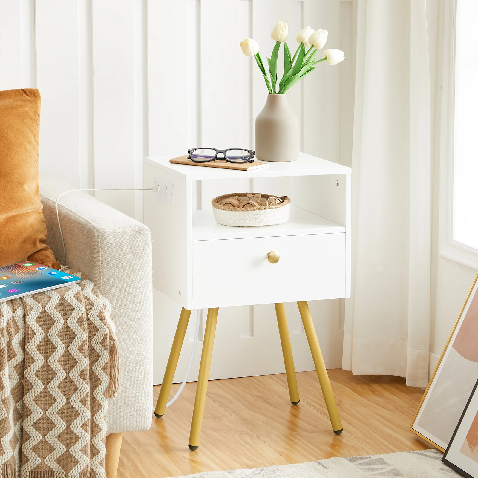 Nightstand with Charging Station, End Table with USB Ports and Outlet, Side Table for Tight Spaces, Solid and Stable