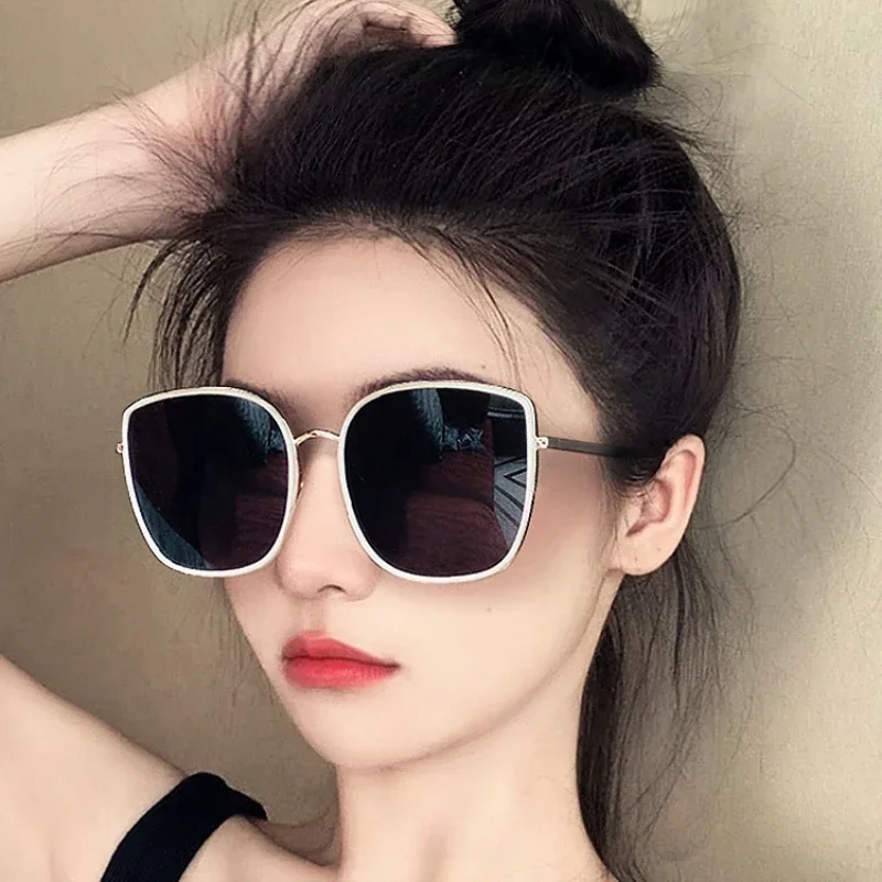 

New Fashion Trend Large Frame Sunglasses Ins Style Retro UV Sunscreen Sunshades for Both Men and Women