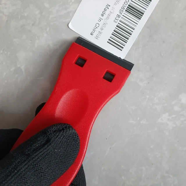 plastic razor blade scraper