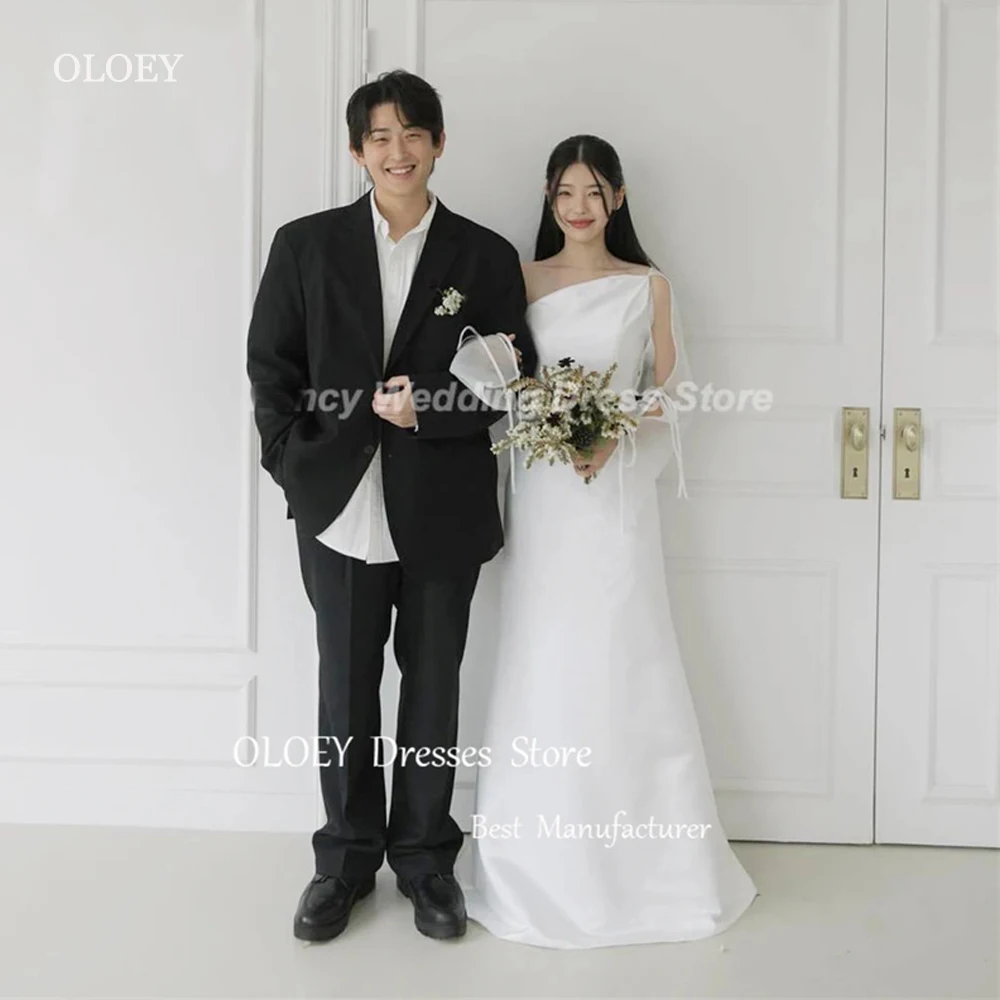 OLOEY 심플 A 라인 웨딩 원피스, 원 숄더 긴 소매 신부 가운, 바닥 길이, 부드러운 새틴 신부 가운, 한국 사진 촬영