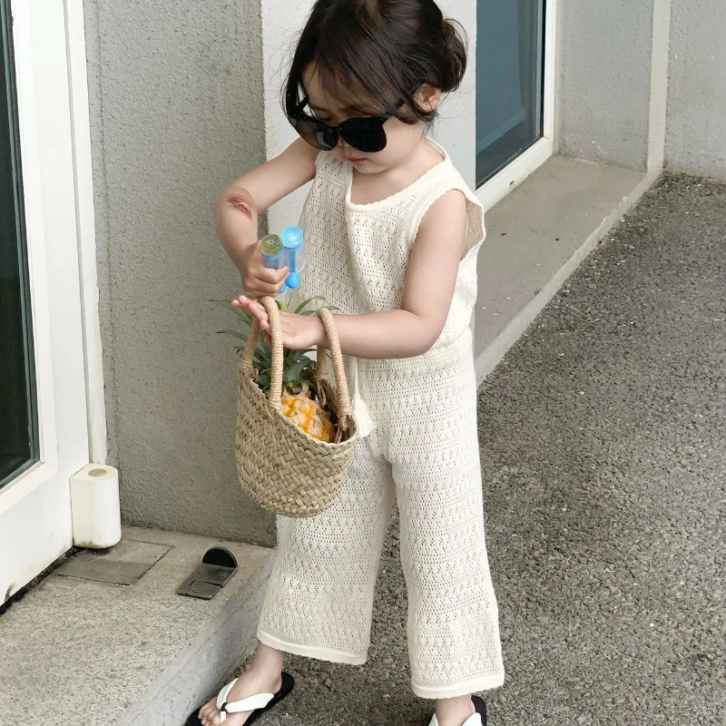 

Girls Clothing Set Summer Kids Knitted Hollow Lace Suit Girl Fashion Breathable Vest + Wide Leg Pants Outfits Children Sets