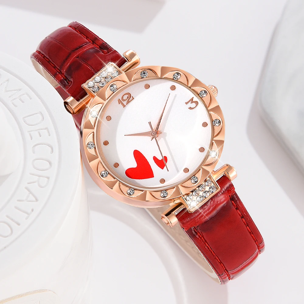 Red Women Watch 5PCS/Set Leather Strap Quartz Wristwatch Red Heart Laser Face Dial Watch Heart Alloy Jewelry Set Gift For Mom 4