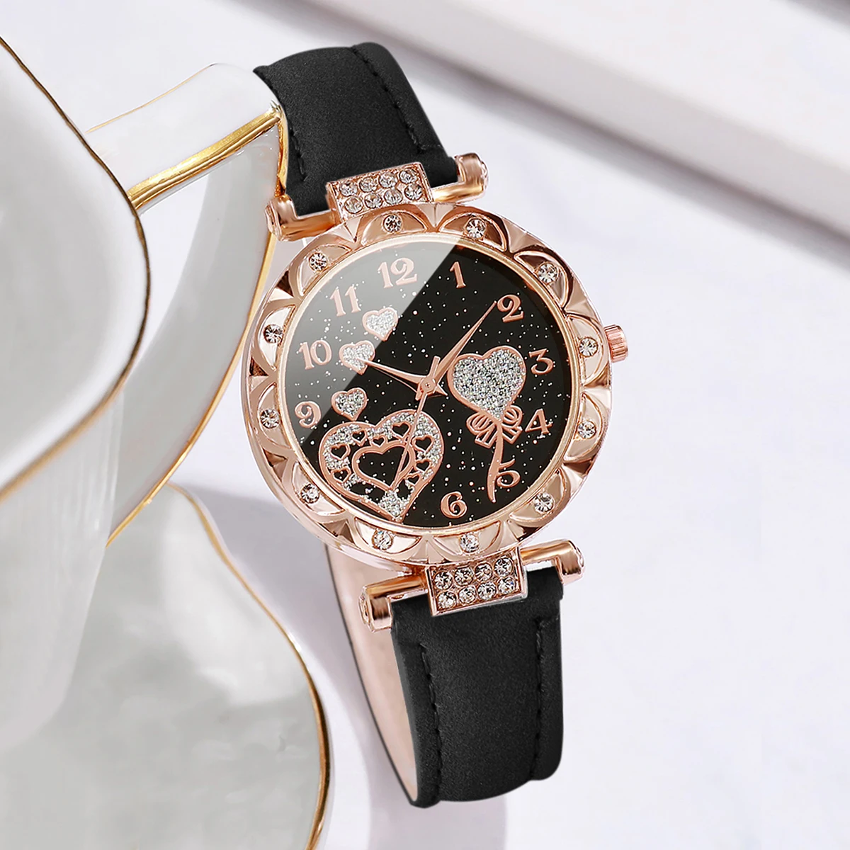4PCs/Set Ins Style Women's Fashion Love Watch Leather Strap Quartz Watch With Bracelet