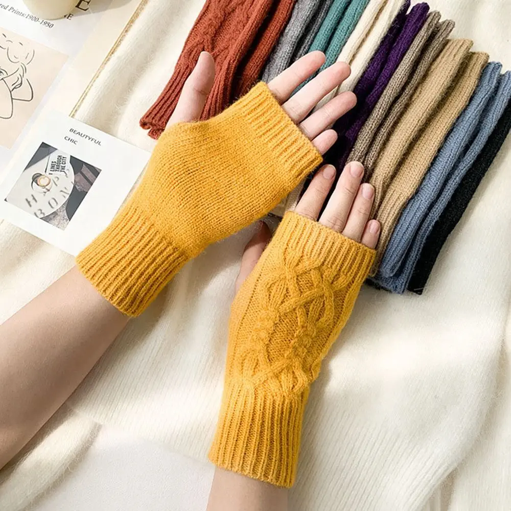 

Plus Velvet Solid Color Driving Gloves Autumn And Winter Men Twist Gloves Knitted Mittens Half-finger Gloves Female Gloves