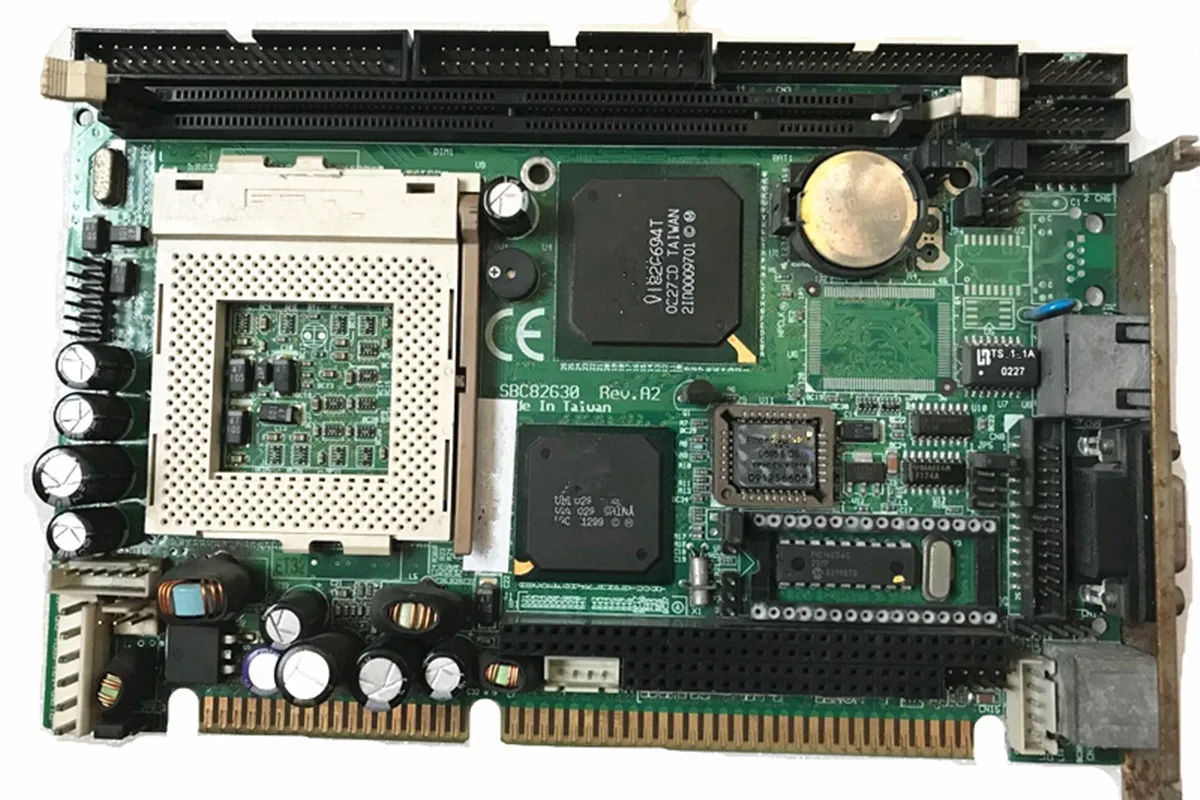

Материнская плата IPC SBC82630 REV:A2 SBC82630 REV:A3 протестирована хорошо