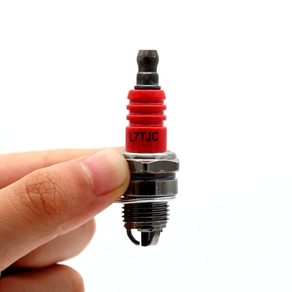 Three-sided pole spark plug L7TJC for gasoline chainsaw and brush cutter