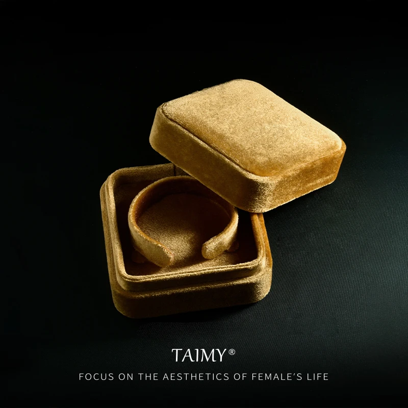 TAIMY Plush Velvet Jewelry Box Jade Bracelet Storage Box Gemstone Bracelet Case Free Custom Logo Wholesale Jeweler Packging Case