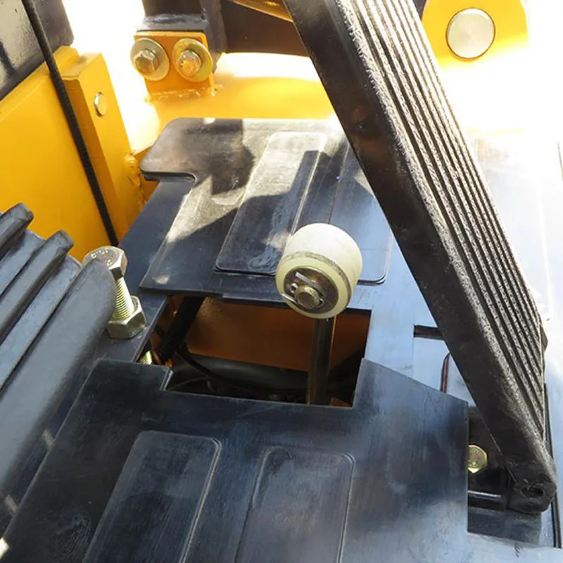 Caricatore Industriale Per Carrello Elevatore A Forca Per Pagliaio Immagine Stock - Immagine Di - Foto 5