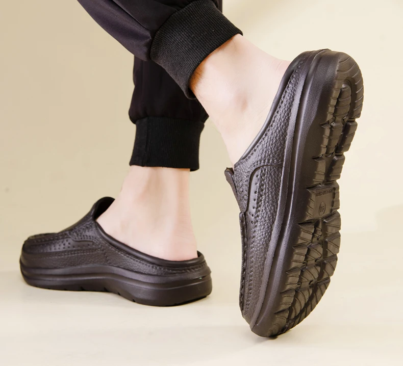 Summer Men Chef Shoes Anti Slip and Oil Proof Men's Work Shoes EVA Lazy Slippers Casual Trendy Slipper Fashion Garden Shoes