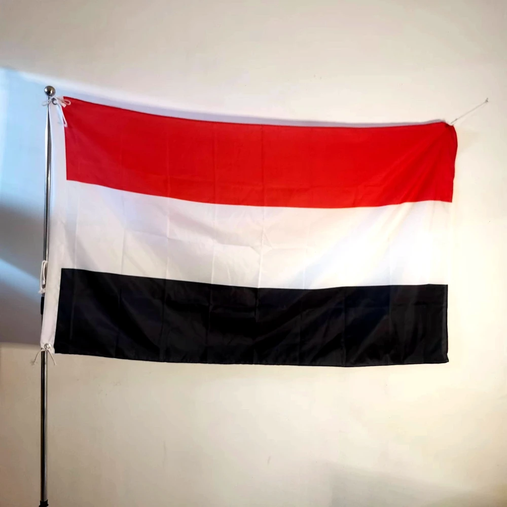 

Yemen Flag Polyester Double Side Penetration National Flag 90x150cm Polyester