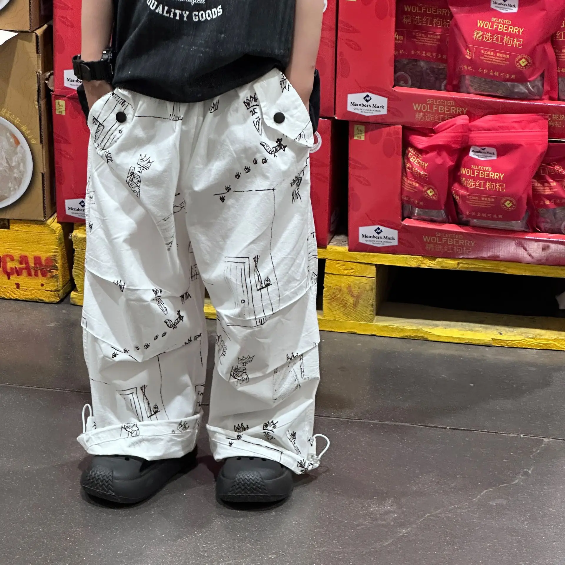 

Детская одежда, детские повседневные длинные брюки, Новинка лета 2024, модные красивые повседневные штаны с принтом в Корейском стиле для мальчиков