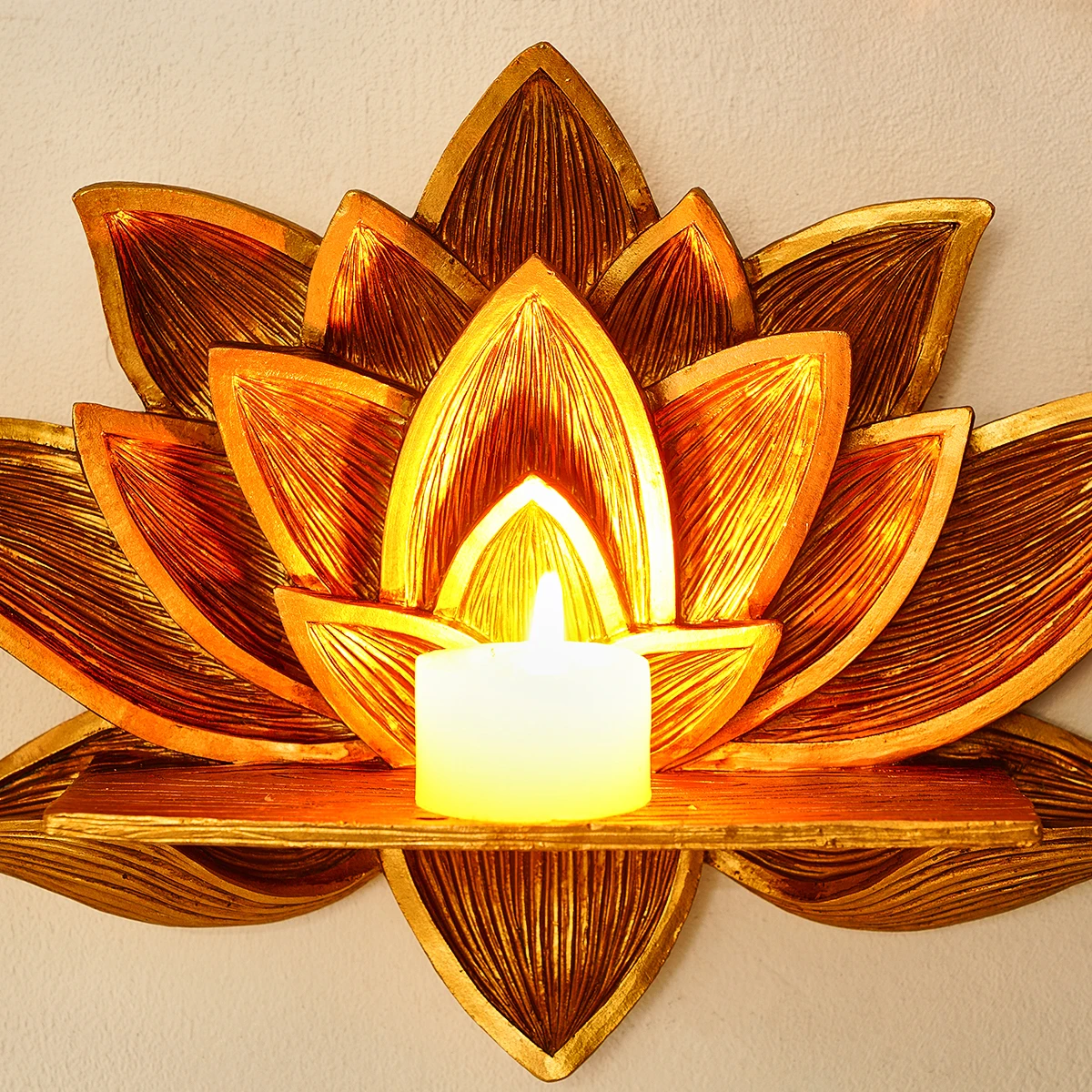 1PC, 9.8*6.8 inch resin material, imitation wood grain, golden lotus-shaped decorative corner frame