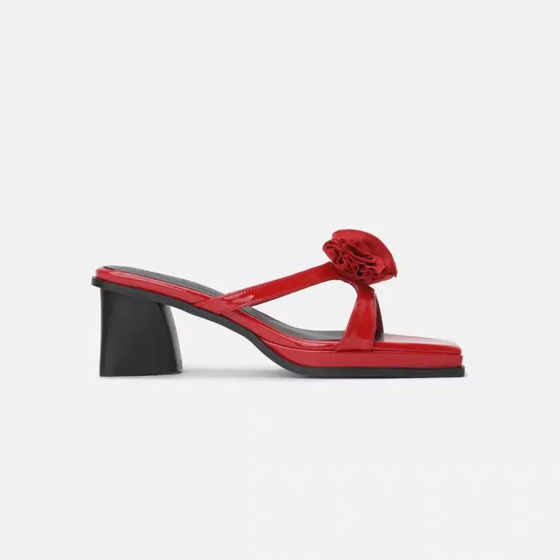 New Fairy Style Extremely Beautiful Slippers for Women's Outwear, Small Flower Style, Low Heel Slippers