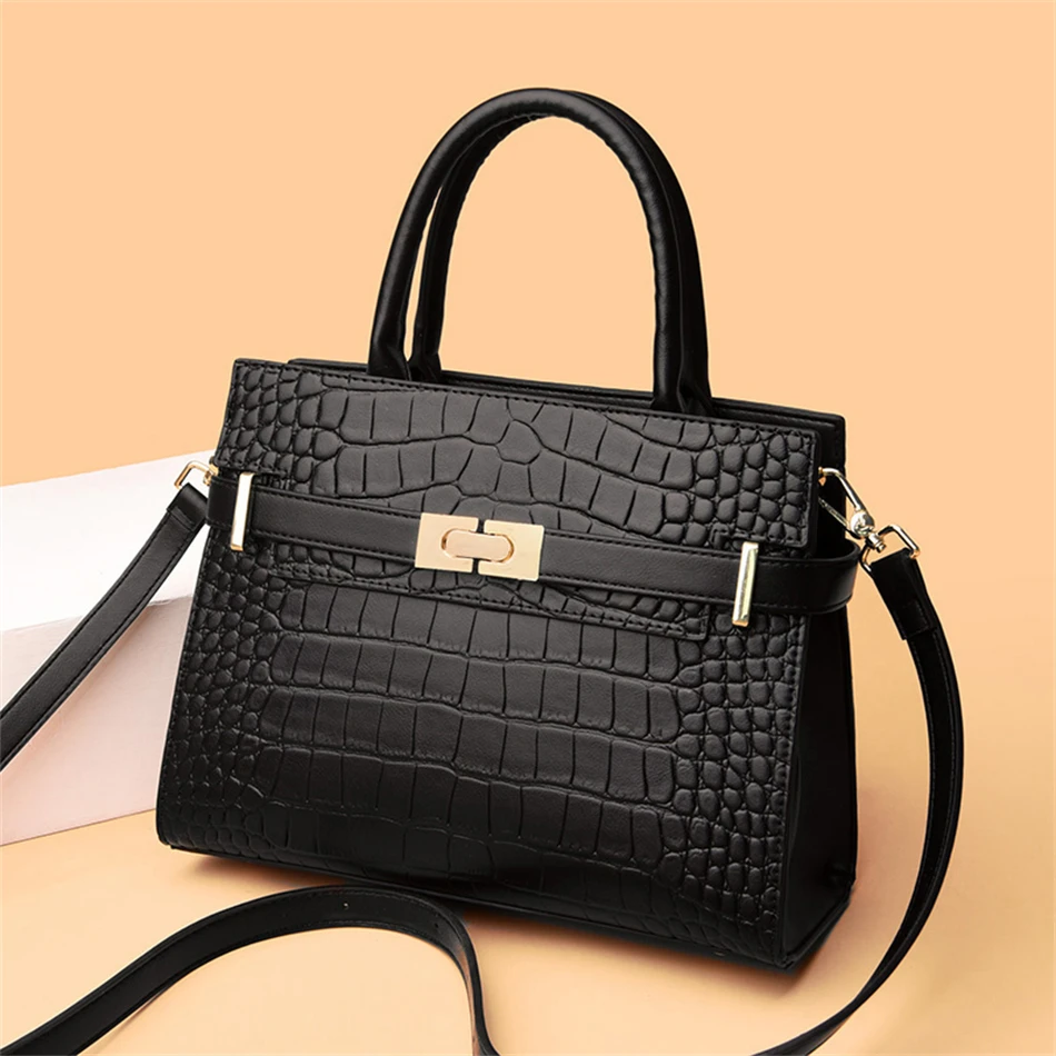 Hot Luxurys Designers Bags Women Shoulder Bag Quality Brand Messenger Bags  Female Wallet Small Tote Crossbody Bag From Zhouzhoubao123, $40.65