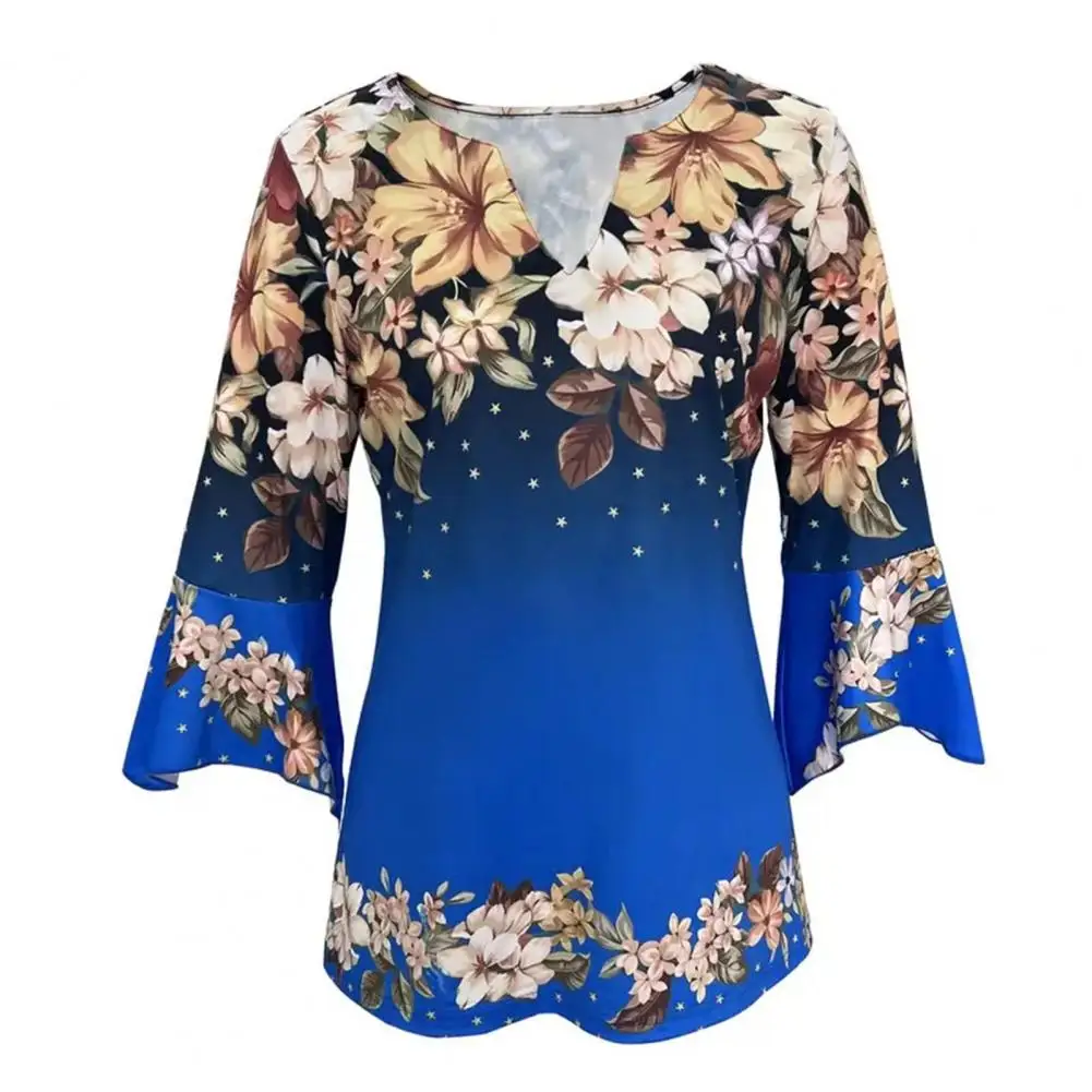 

Женская футболка с цветочным принтом, V-образным вырезом и рукавом 3/4