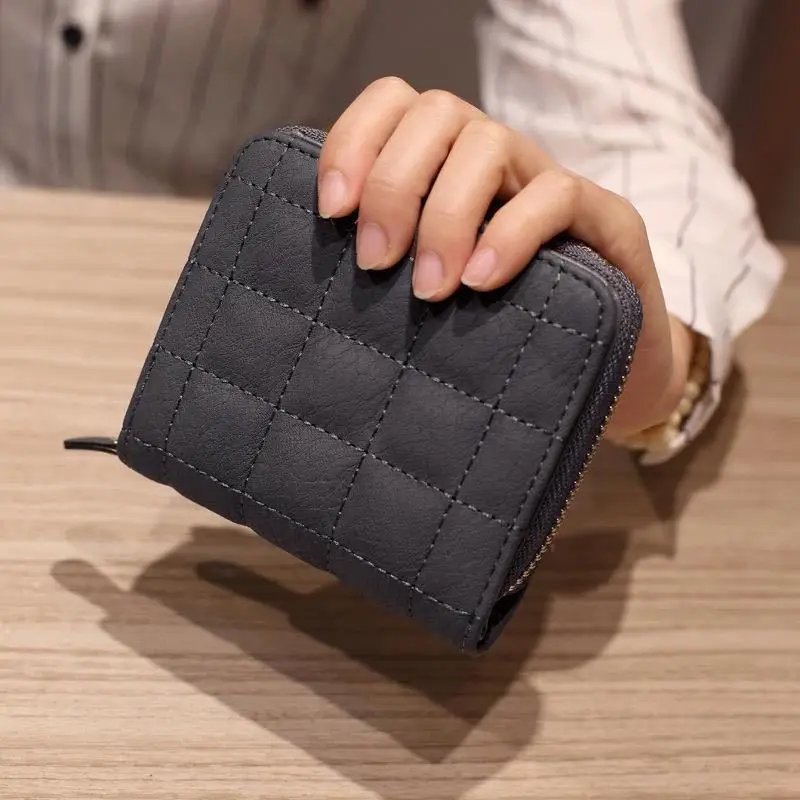 

2023 Korean Version Minimalist Grid Mini Wallet with Men's and Women's Zipper Wallet Cute Zero Wallet Student Short Card Bag