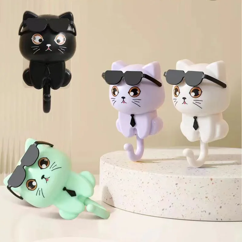 Charming Winking Cat Enamel Wall Hook - Decorative Cartoon Pet Design