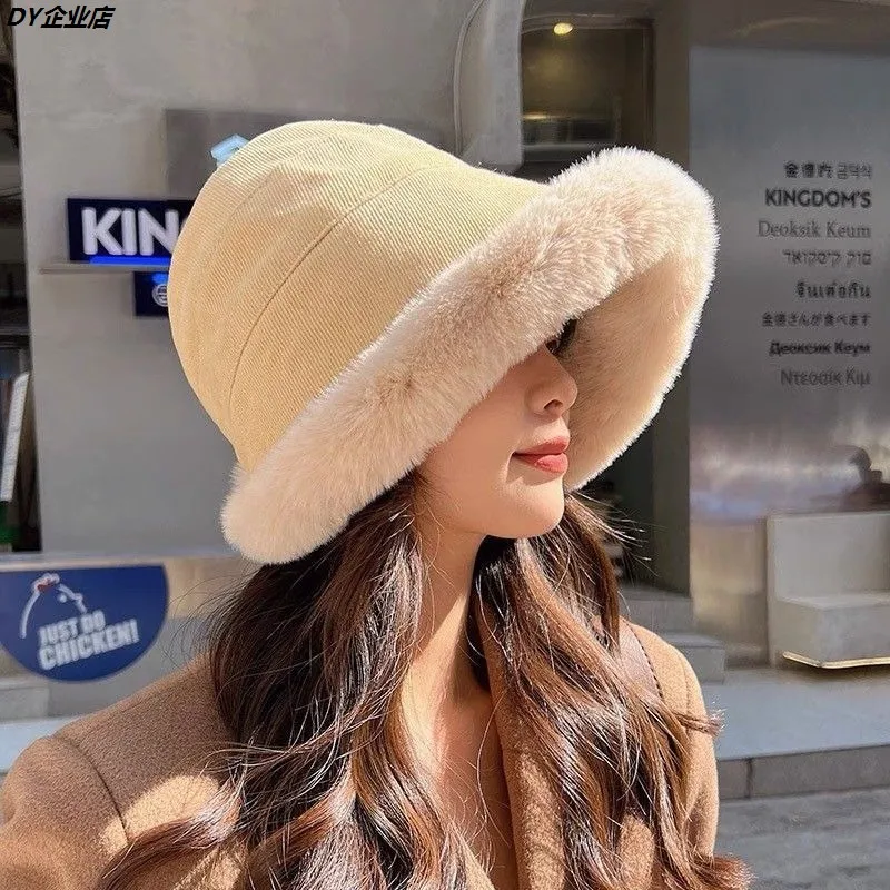 Mongolian hat-beige
