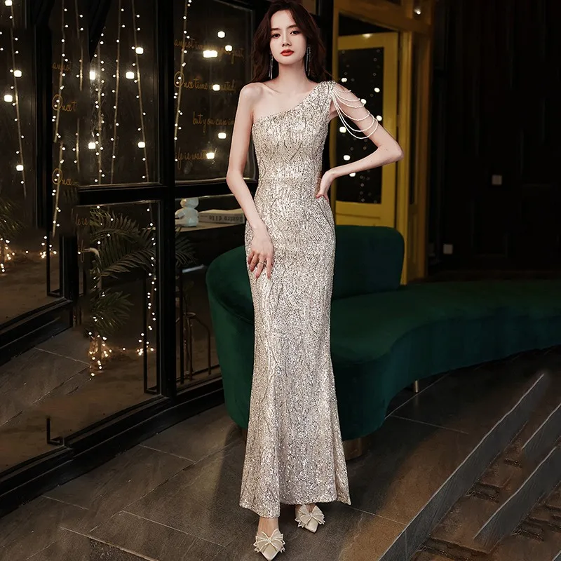 

Sequins Mermaid Evening Party Qipao Luxury Cheongsam One Shoulder Bridal Celebrity Banquet Gown Tassel Sexy Champagne Vestidos