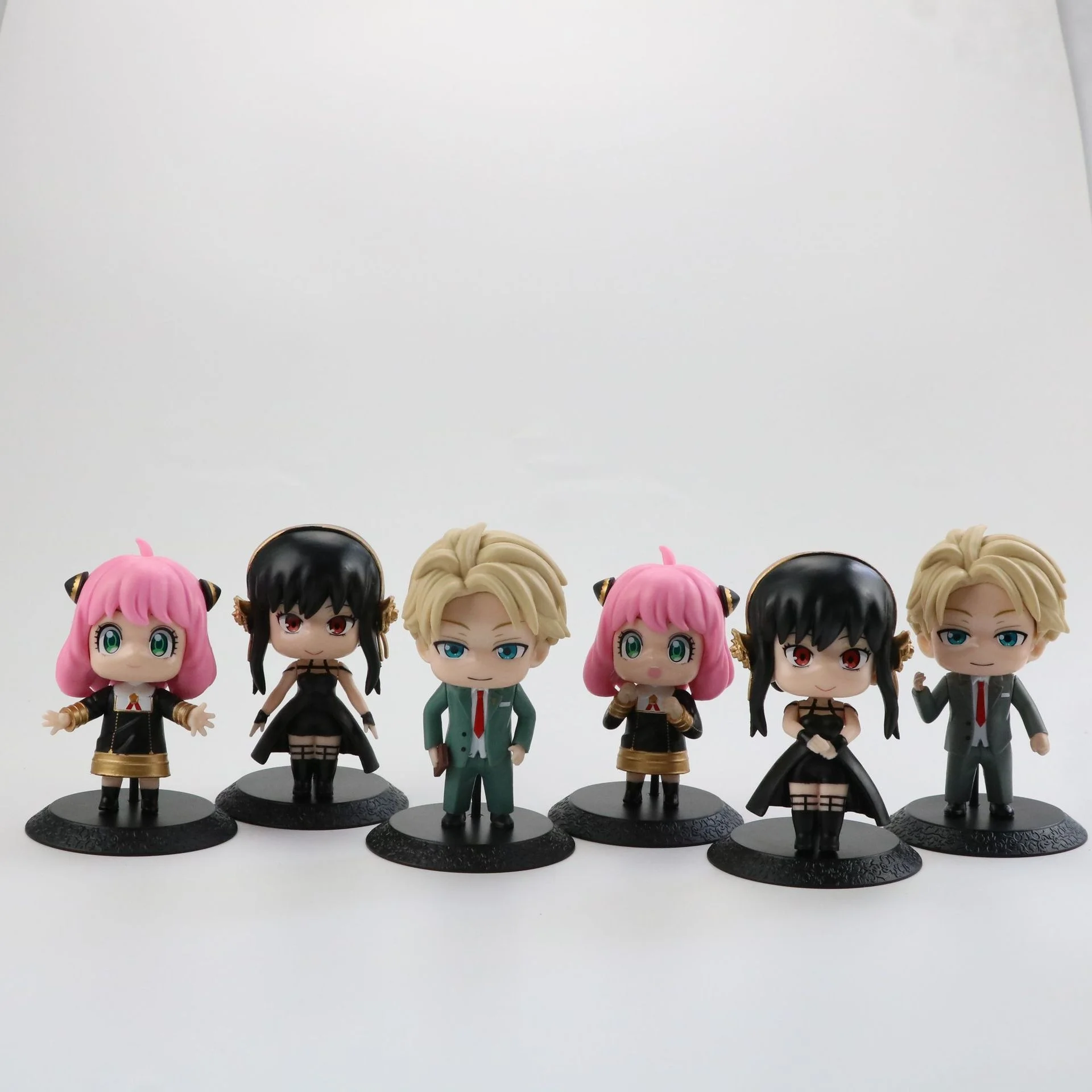 6Pcs Set 10CM Mini Spy X Family Figure PVC Anya Forger Loid Forger Yor Forger Figurine Manga Doll Toys