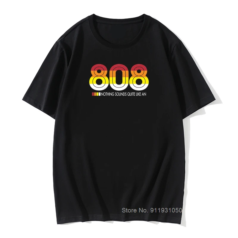 Cool Novità Maschio Roland Tr 808 Maglietta Rock And Roll Drum Machine T Shirt Girocollo 100% Cotone T-Shirt