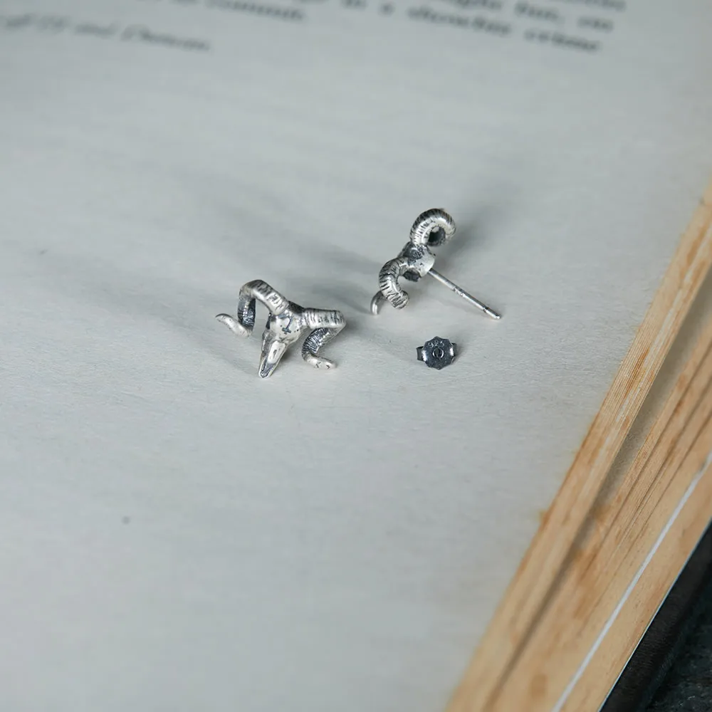 Bijoux animaliers avec cornes