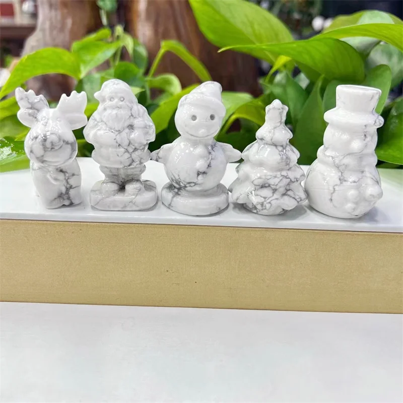 

5PCS Natural Christmas Set With Howlite Crystal Carving Healing Gemstone Birthday Present Home Feng Shui Christmas Decoration