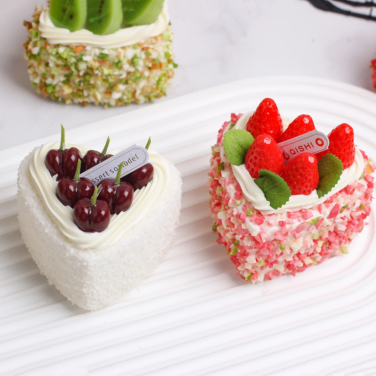 Artificial Heart Shaped Fruit Cake Mold Realistic Food Decoration Photography Food Simulation Cake Model Tea Table Decoration 1PC