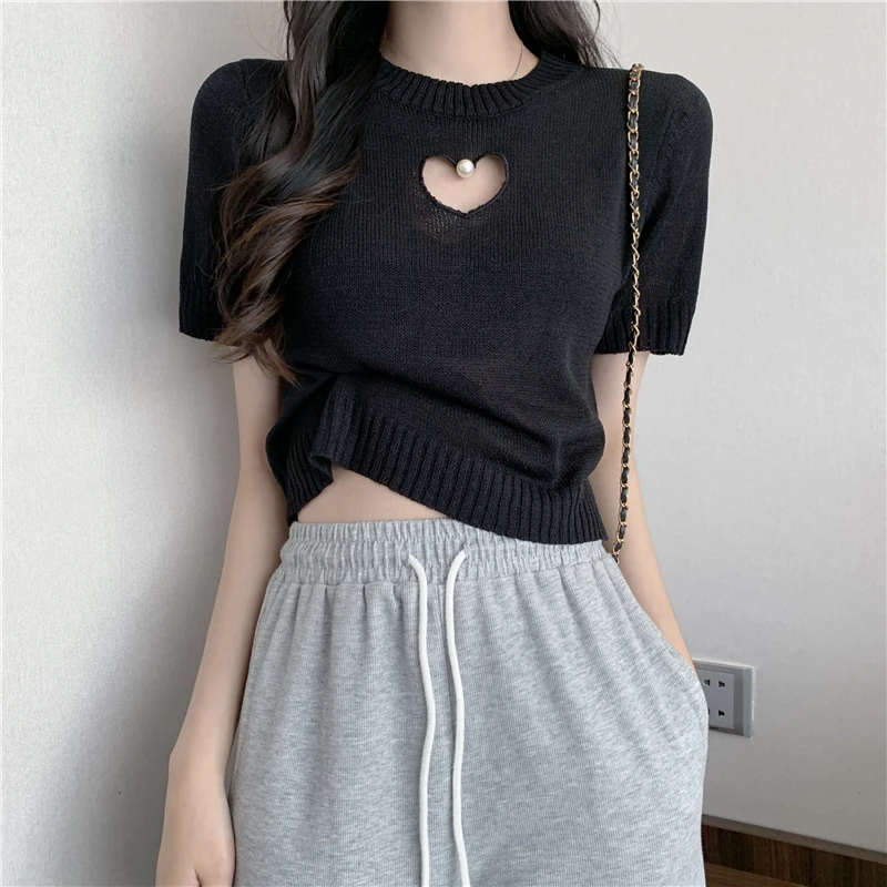 Hollow Out Heart T-shirts Women Korean Style Crop Tops Minority