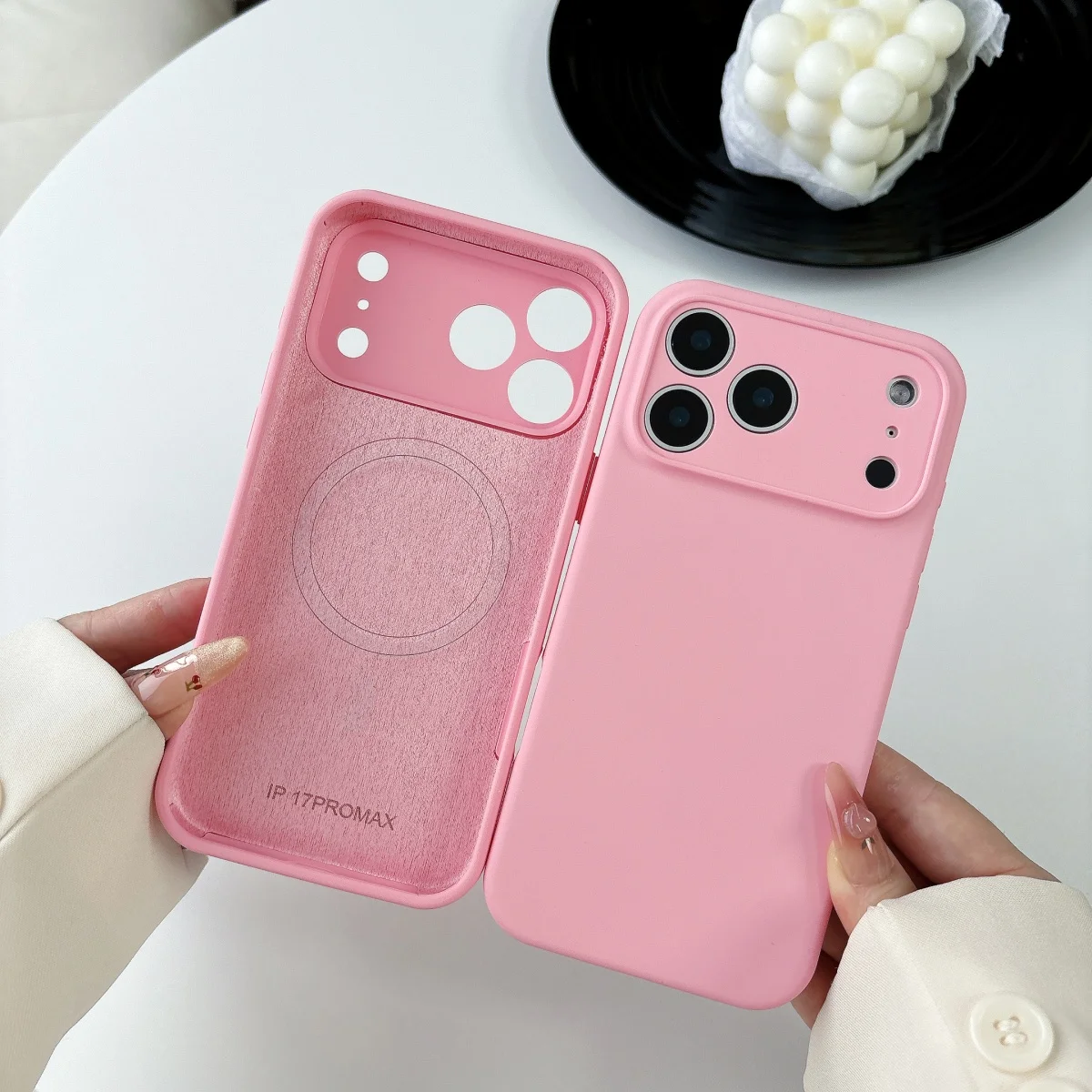 ตัวเลือกสินค้า เคสซิลิโคนเหลวสำหรับ iPhone 17-12 Pro Max พร้อมชาร์จ Magsafe