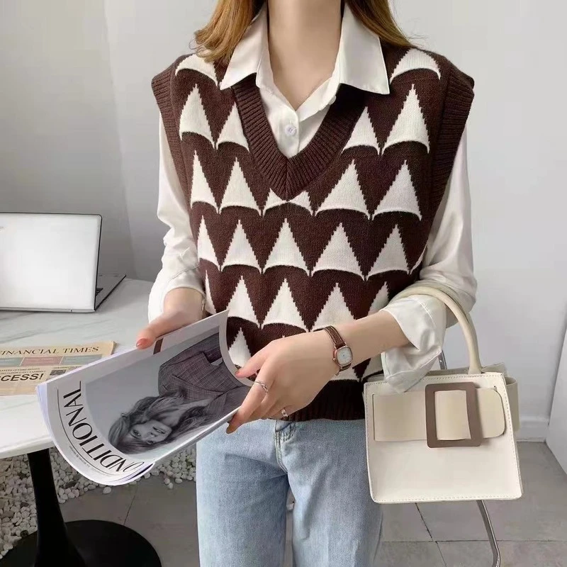 brown sweater 2021 autumn and winter new Korean version of retro hit color v-neck sleeveless geometric knitted vest women all-match casual christmas sweaters