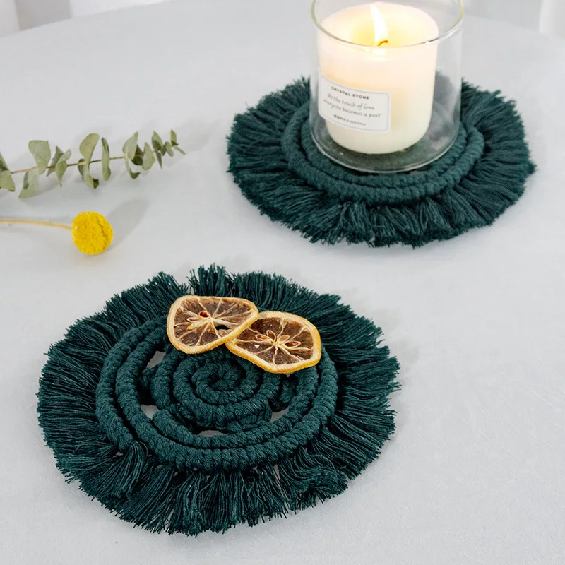 

Hand-woven Cotton Cord Coaster Round Tassel Placemat Tabletop Decoration Scented Candle Mat