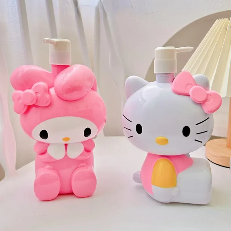

Sanrio My Melody Hello Kitty Liquid Dispensing Bottle Cartoon Character Model Shower Gel Shampoo Press Empty Bottle 1000ml