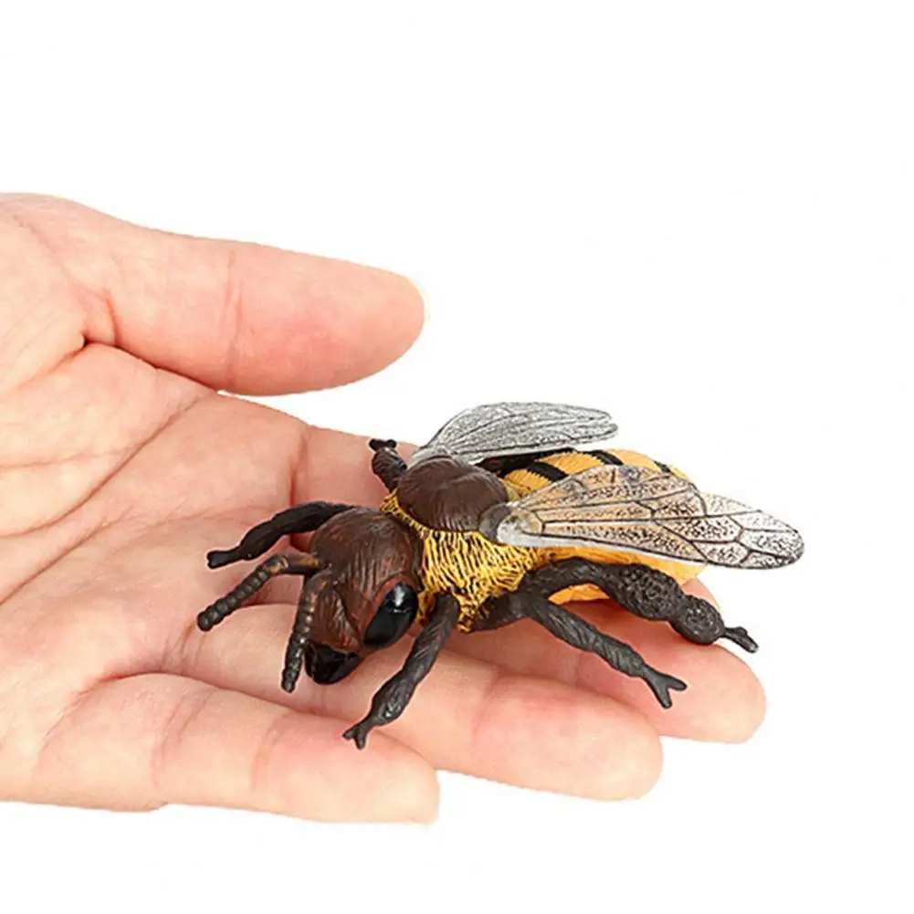 Bee Model Clear Texture Realistic Vivid Appearance PVC Miniature Simulation Honeybee Animal Sculpture Home Decor 4