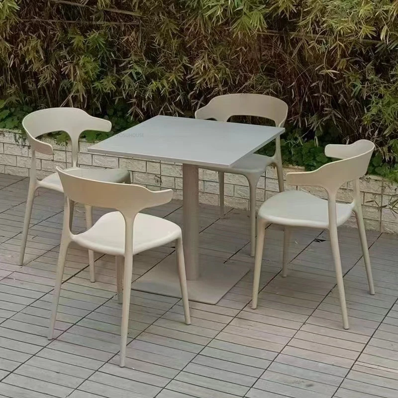 4 chairs 1 table-D