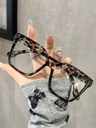 Elegant Geometric Glasses with Transparent Lenses - Perfect (C2 White bean flower)
