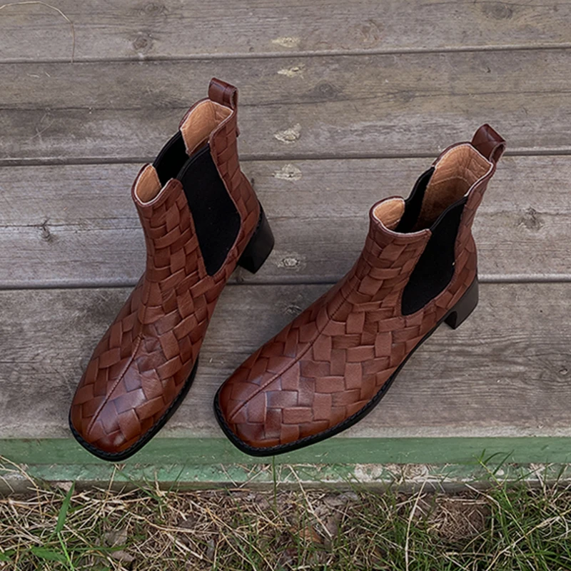 

Heihaian Short Boots 2023 Autumn/Winter New Vintage Style Elegant Chelsea Boots Braided Square Head Thick Heel Boots Women