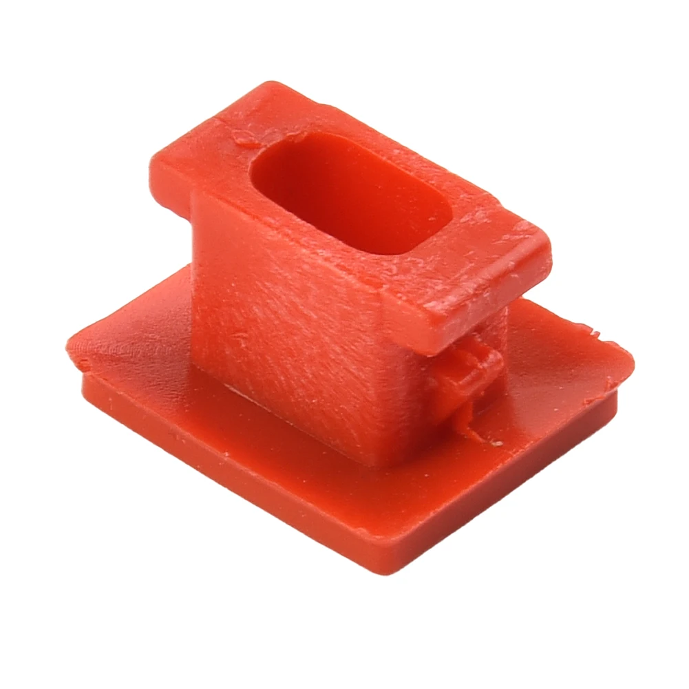 Рисунок 2 - Зажим для приборной панели