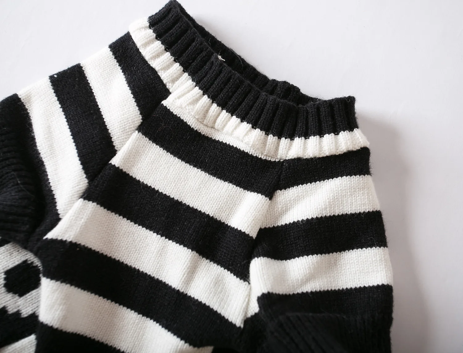 Pet Costume Knitted Sweater 5