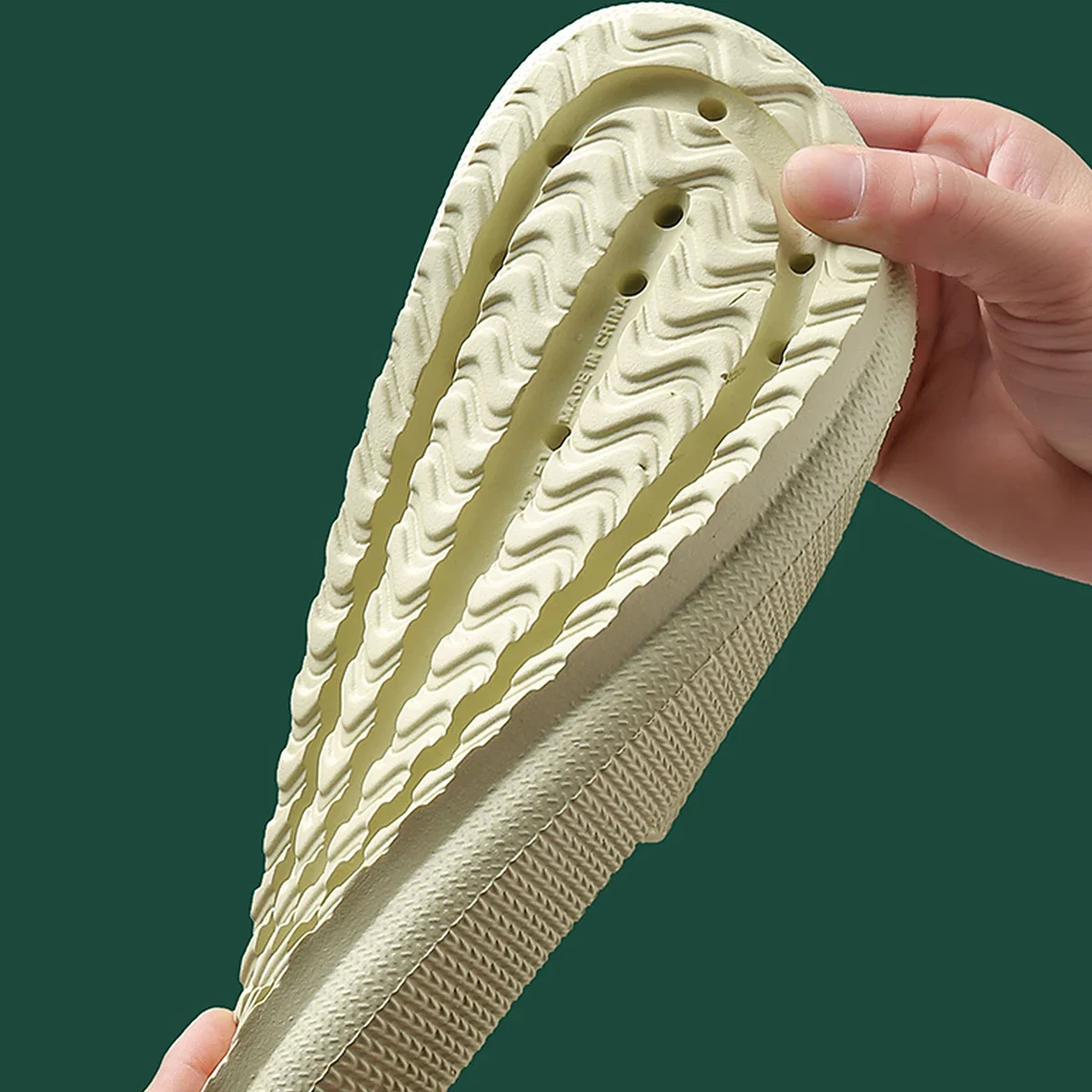 Step on the Sense of Shit Slippers Summer Home Wear Soft-soled Non-slip Shoes Eva Simple MEN'S Slippers luxury sandals