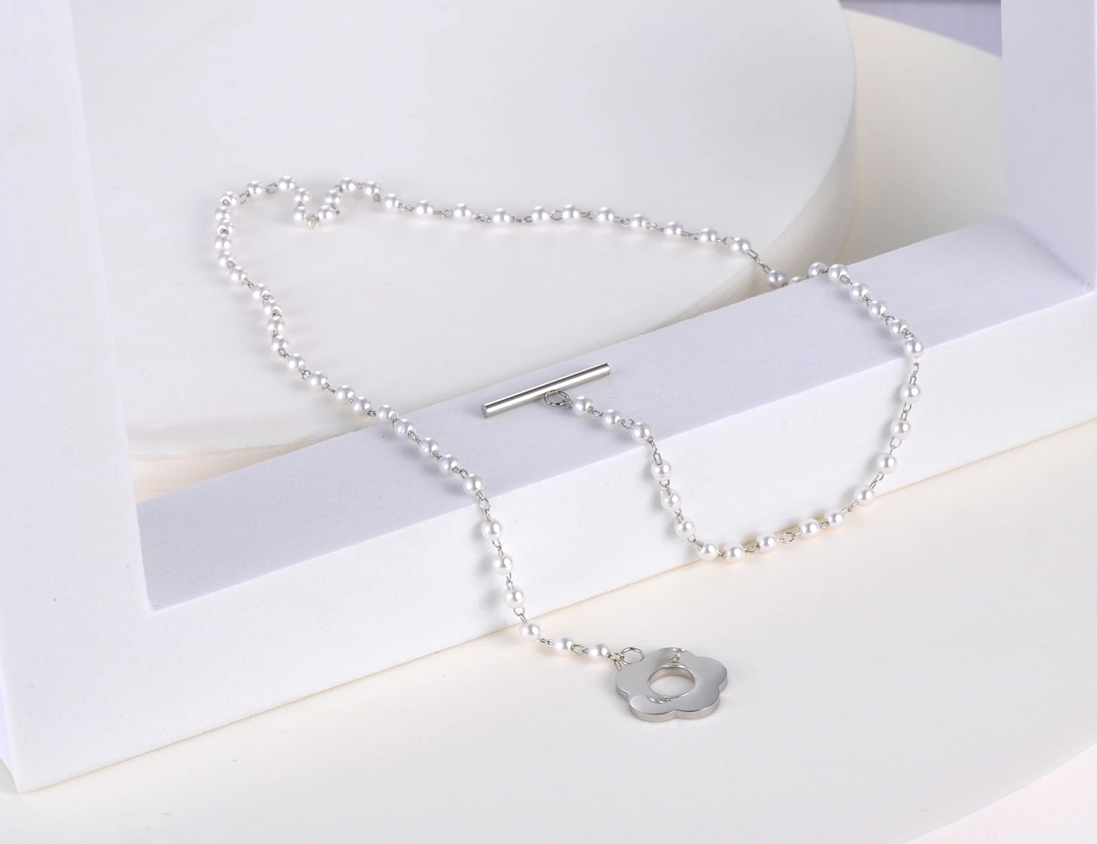 Lokaer Mode Schwarz CZ Kristall Charme Halsketten Für Frauen Edelstahl Weiße Perle Link Kette Böhmischen Strand Halskette N22083_voghion.com