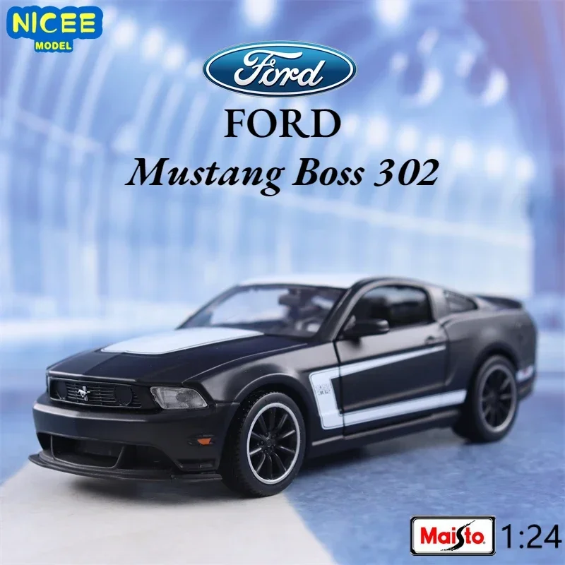 Maisto 1:24 Ford Mustang Boss 302 Sports Car Simulation