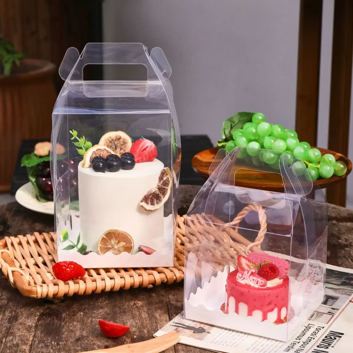 Mini Transparent Cake Gift Box Clear Packaging Hand Box for Birthday Wedding Cake Dessert Toy Present Rose Portable