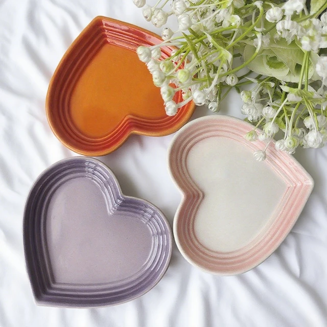 Gradient Heart-shaped Ceramic Pet Bowl, Anti-Vomiting Stress-Free, 12cm Underglaze Color Cat Bowl Dog Bowl-creative Pet Bowl 3
