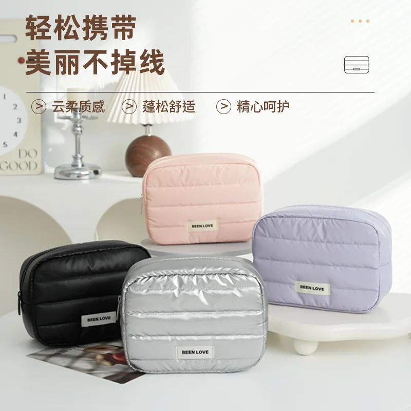 Portable Waterproof Makeup Bag for Women Travel, Large Cosmetic Organizer with Multi-Pockets, Stylish Handheld Toiletry Pouch
