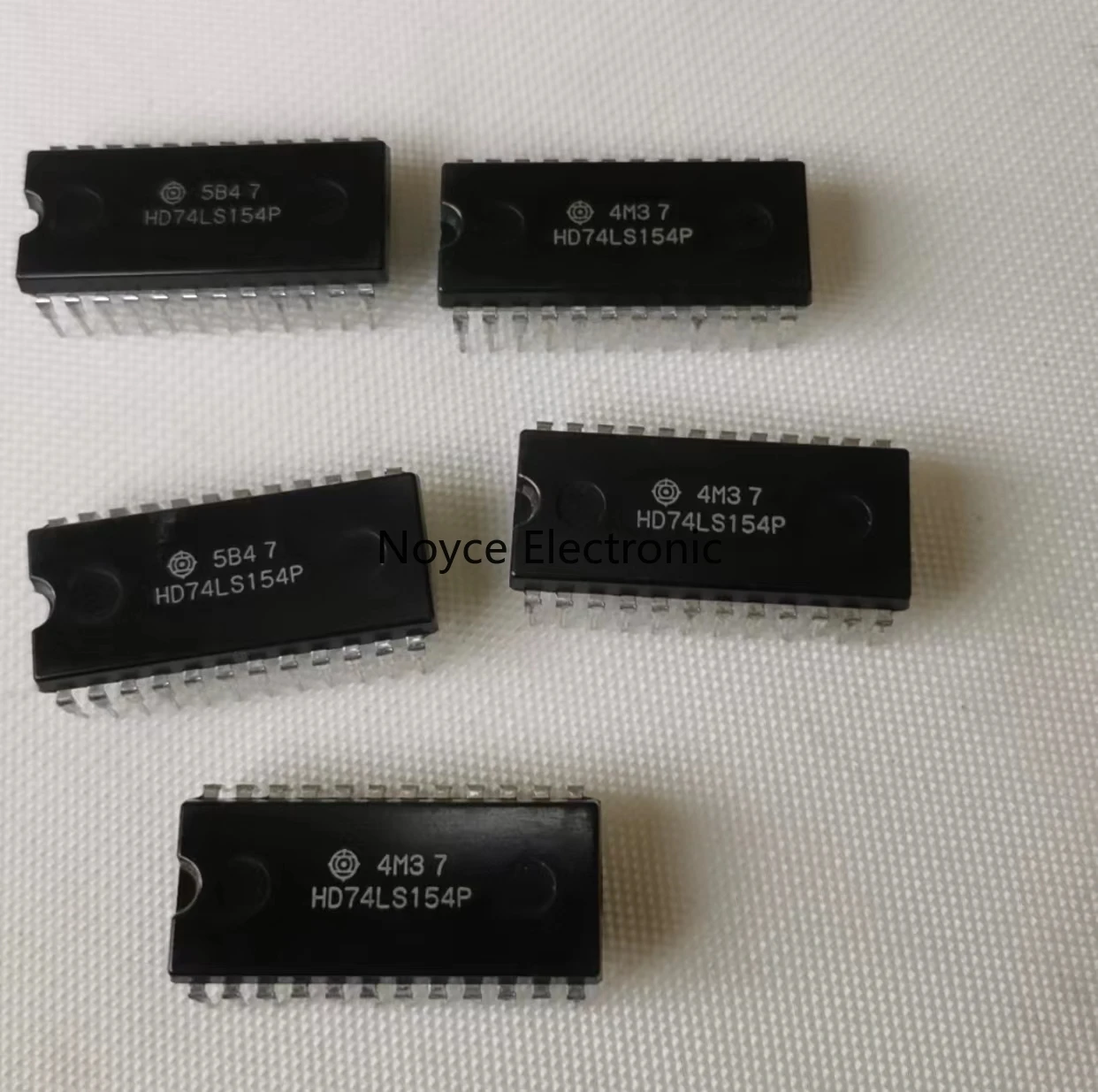 Original straight-in HD74LS154P wide-body DIP-24 4-wire to 16-wire decoder/demultiplexer chip /1pcs 10pcs new cd4071be 4071be four two input terminals or doors logic chip straight in dip 14 cd4071be integrated circuit