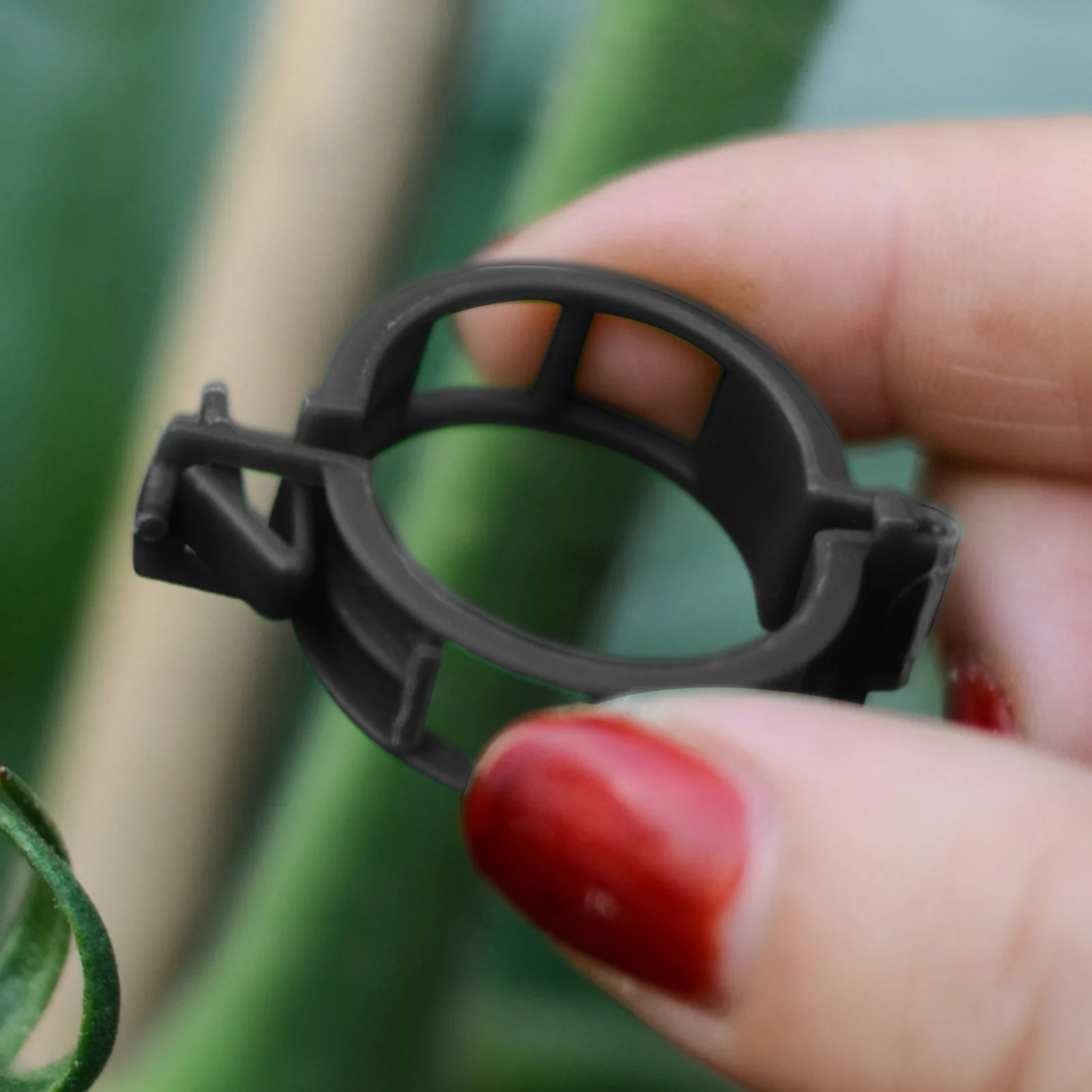 Reusable Garden Clips Plant Support 25mm Transparent PP Vining Clips Tomato Vine for Vertical Gardening Fruits Vegetables
