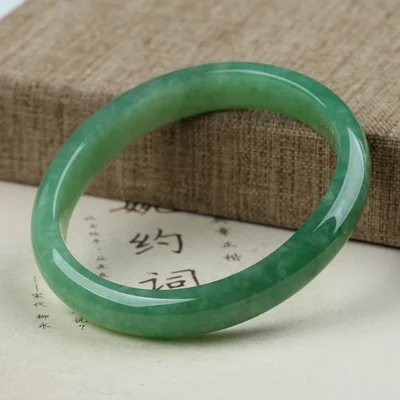 

zheru Jewelry Natural Burmese Emerald 54mm-64mm Light Green Bracelet Elegant Princess Jewelry Best Gifts for Moms and Girlfriend