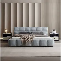 Lit double en tissu minimaliste moderne, chambre à coucher principale italienne, lumière de luxe, design 5